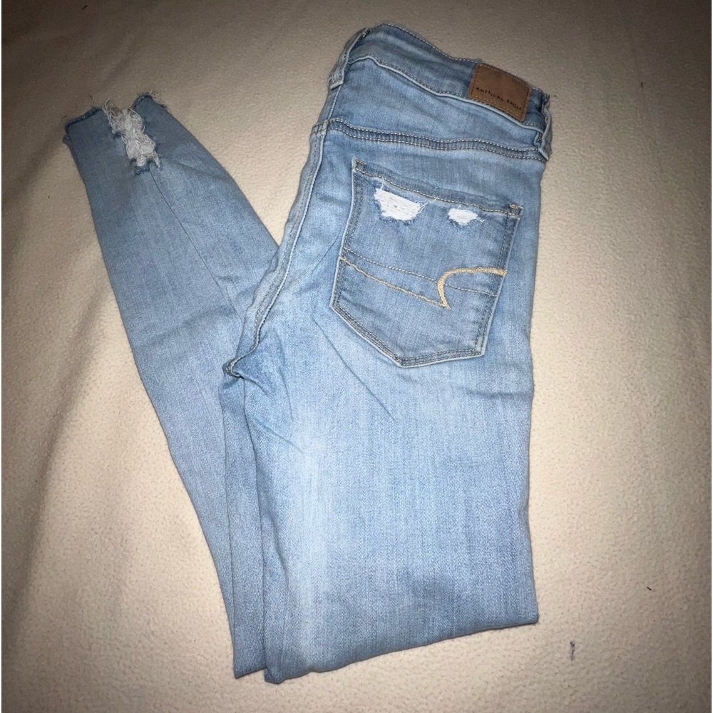 American Eagle Ripped Skinny Jeans - Picture 3 of 3
